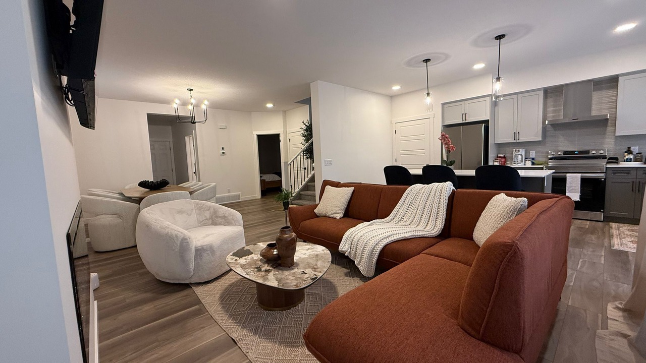 Photo of Livingroom in Fort Saskatchewan
