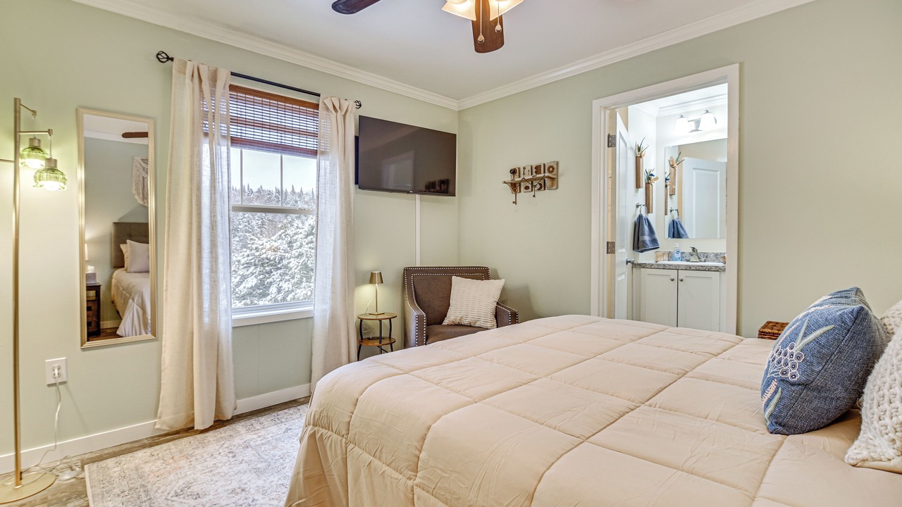 Photo of Bedroom in East Burke