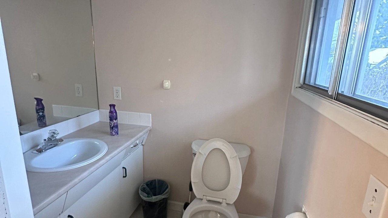 Photo of Bathroom in Jasper Place