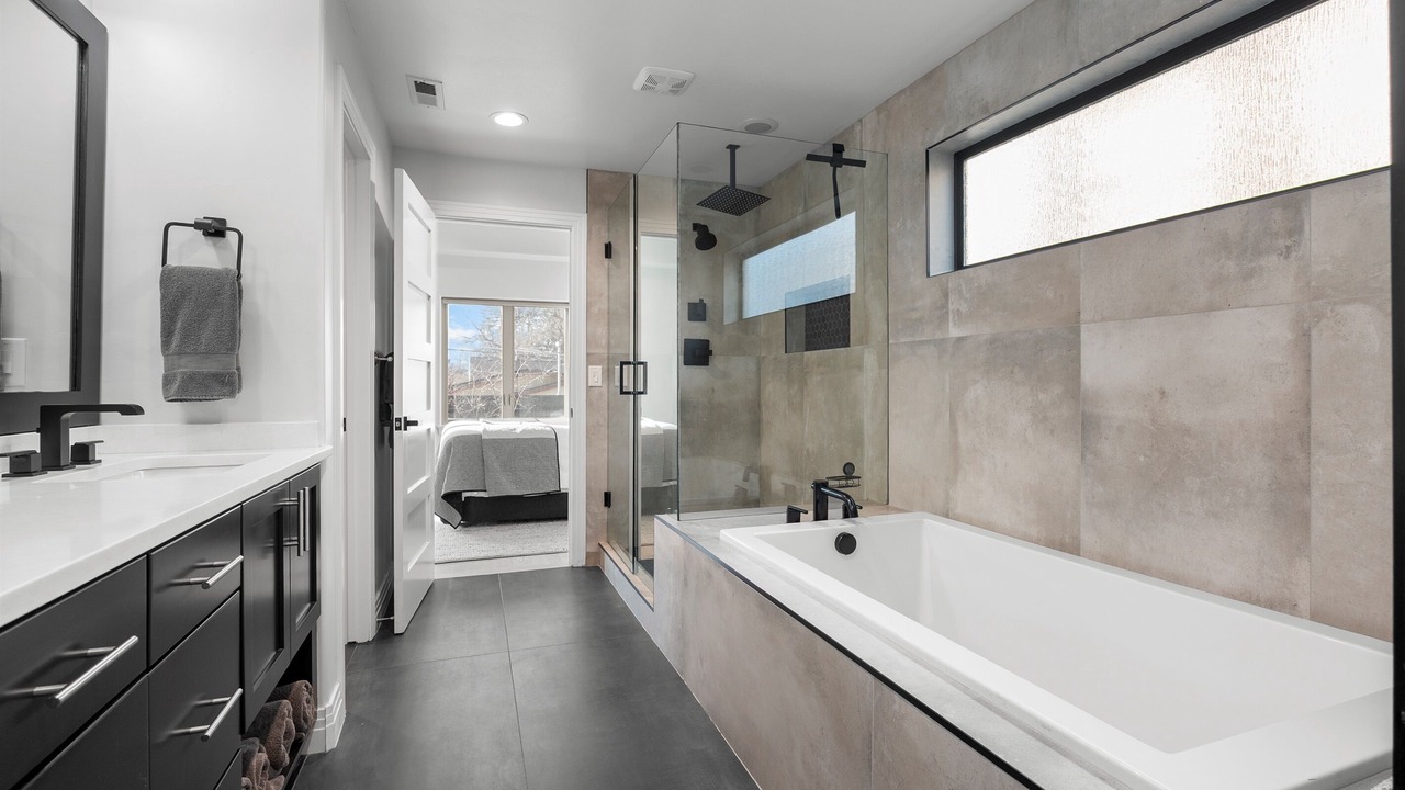 Photo of Bathroom in Sloan Lake