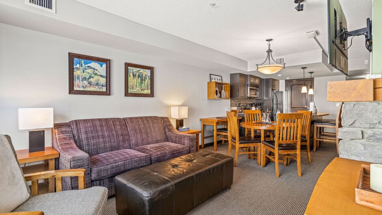 Photo of Livingroom in Dead Man's Flats