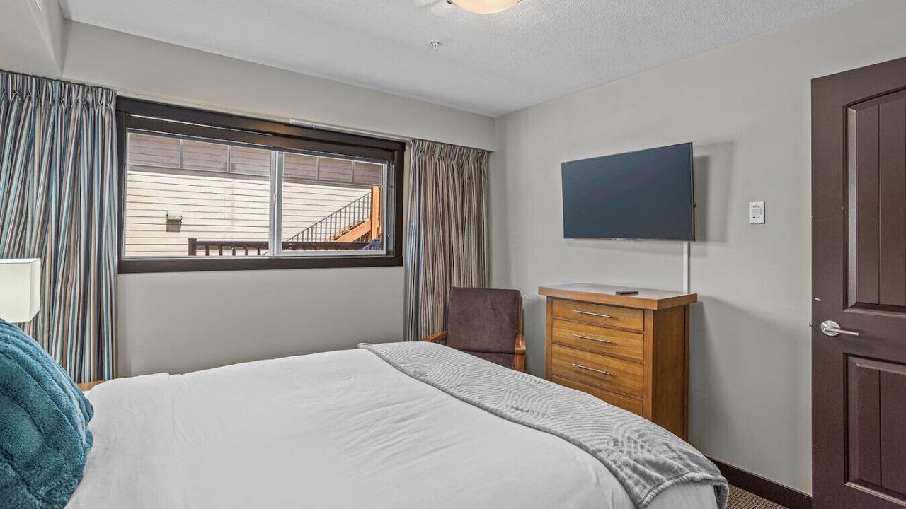 Photo of Bedroom in Dead Man's Flats
