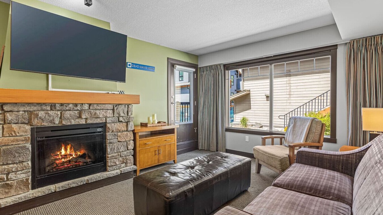 Photo of Livingroom in Dead Man's Flats