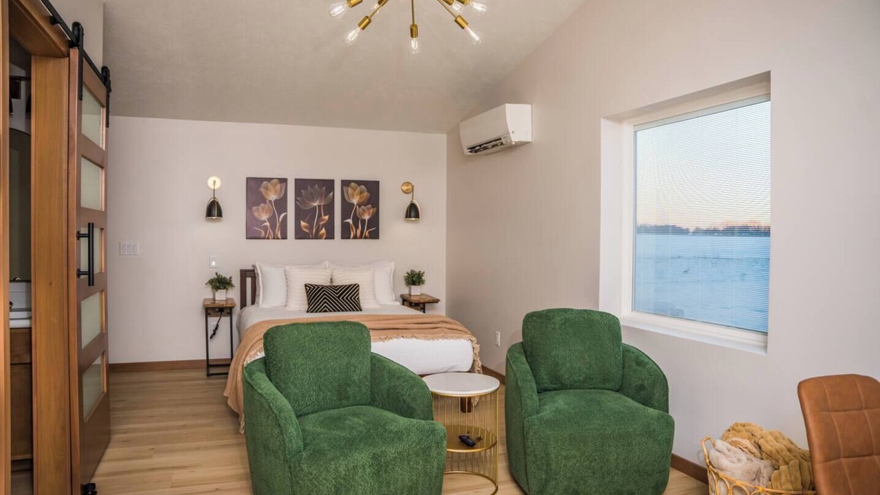 Photo of Bedroom in Homerville