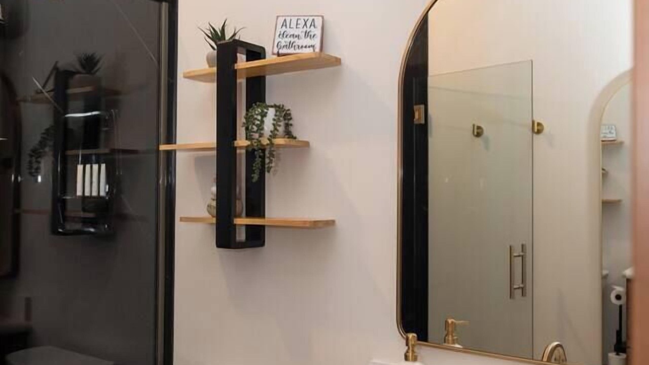 Photo of Bathroom in Homerville
