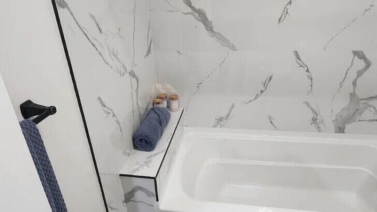 Photo of Bathroom in Parker Ridge