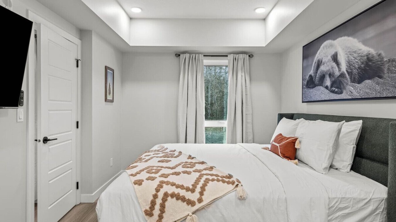 Photo of Bedroom in Dead Man's Flats