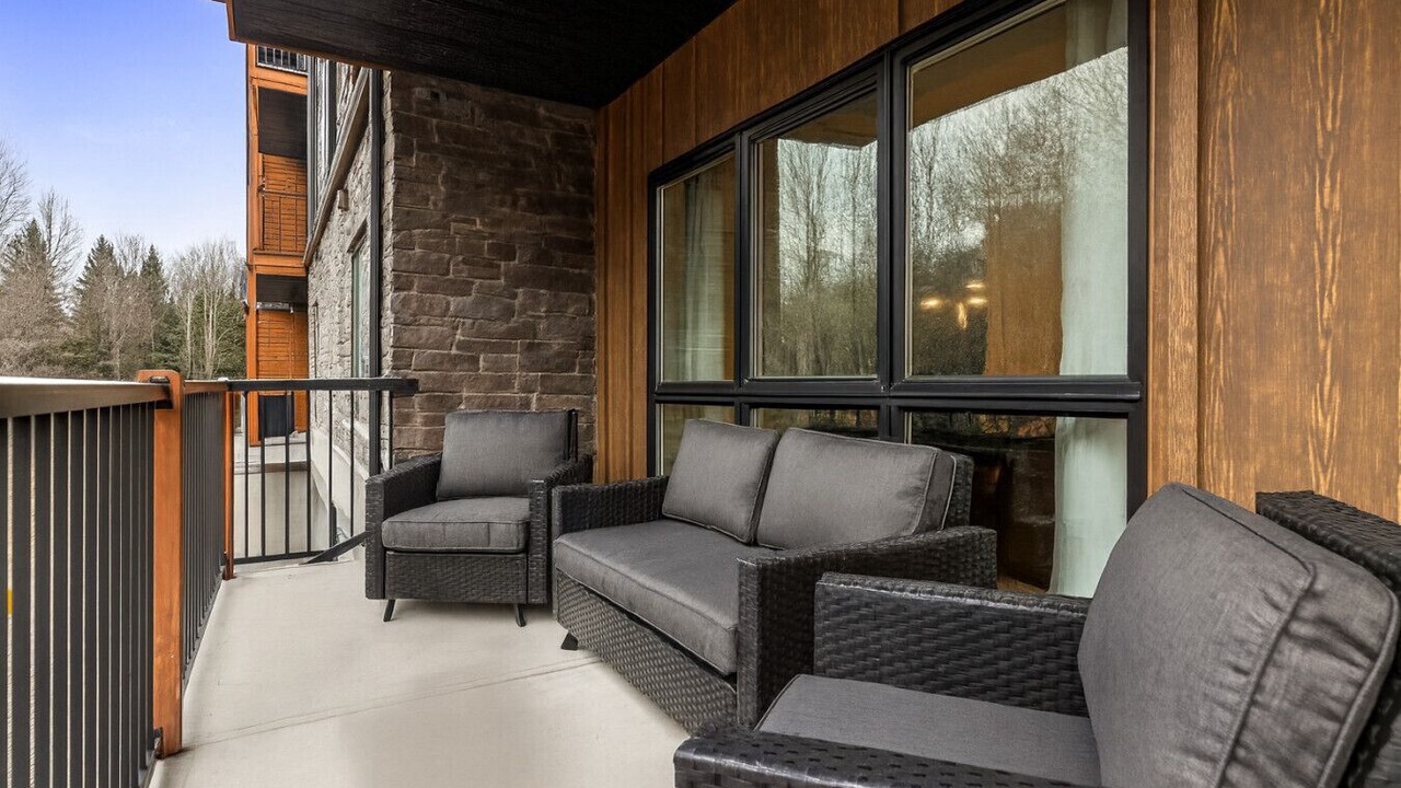 Photo of Patio Balcony in Dead Man's Flats