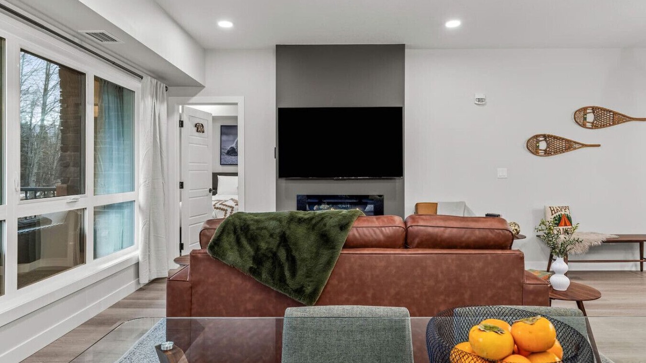 Photo of Livingroom in Dead Man's Flats
