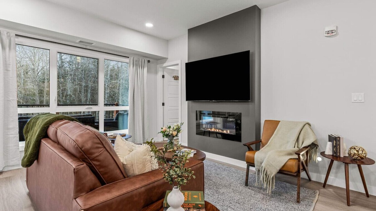 Photo of Livingroom in Dead Man's Flats
