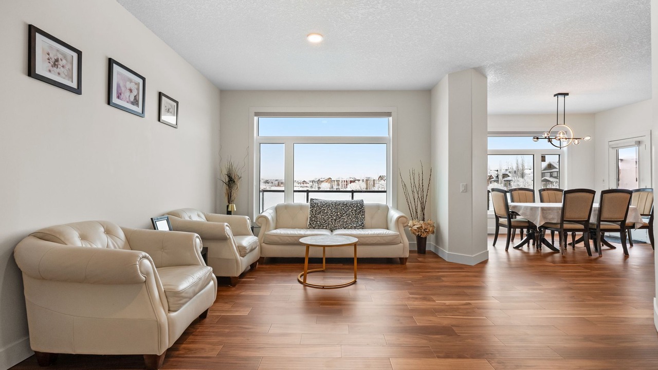 Photo of Livingroom in Chestermere