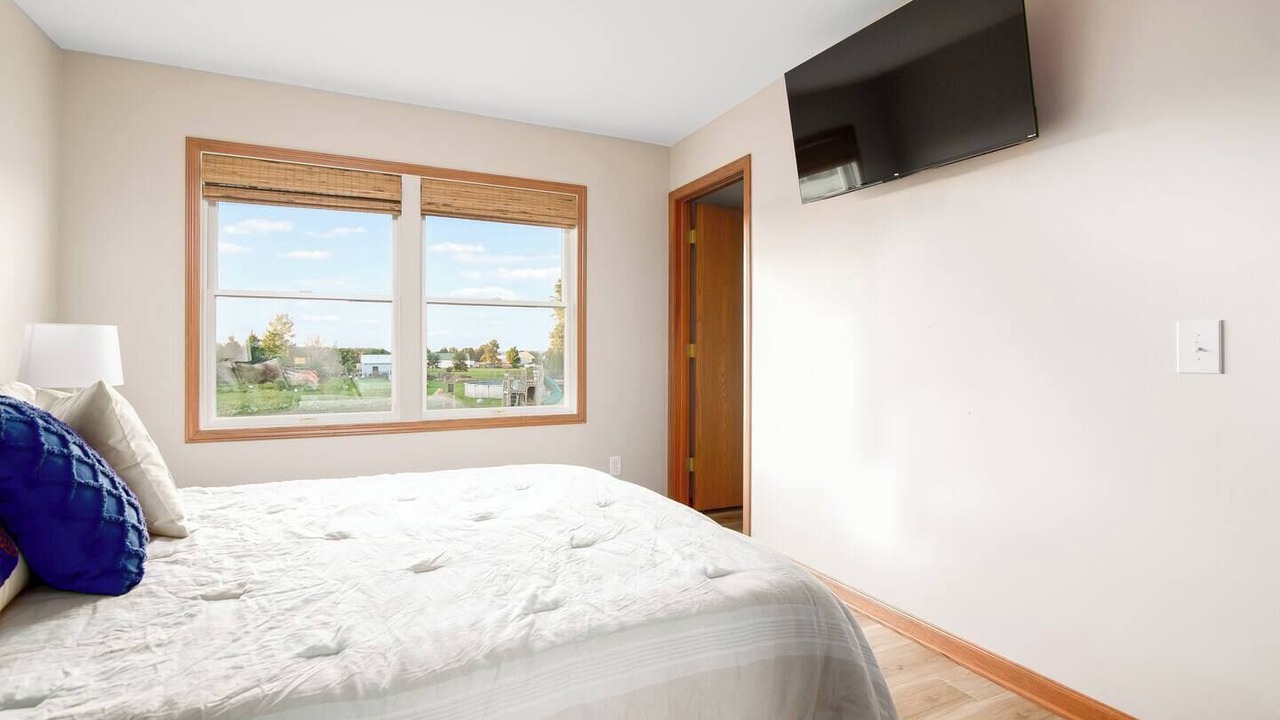 Photo of Bedroom in Homerville