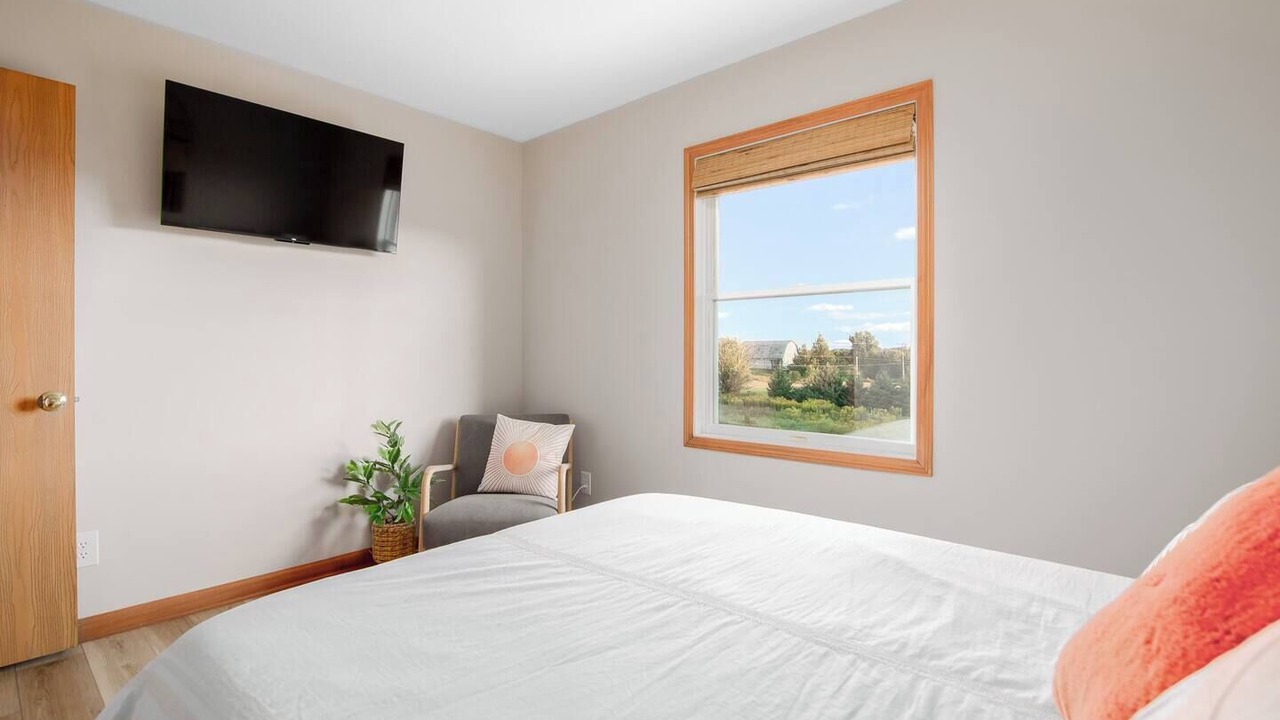Photo of Bedroom in Homerville