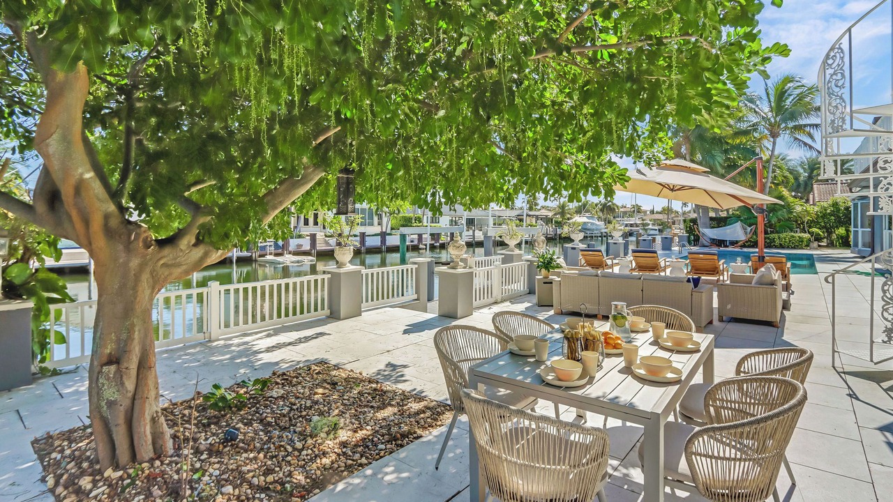 Photo of Outdoor in Lighthouse Point