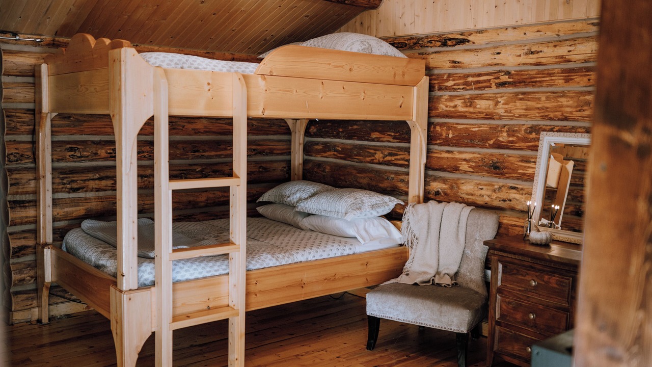 Photo of Bedroom in Red Deer River Crossing
