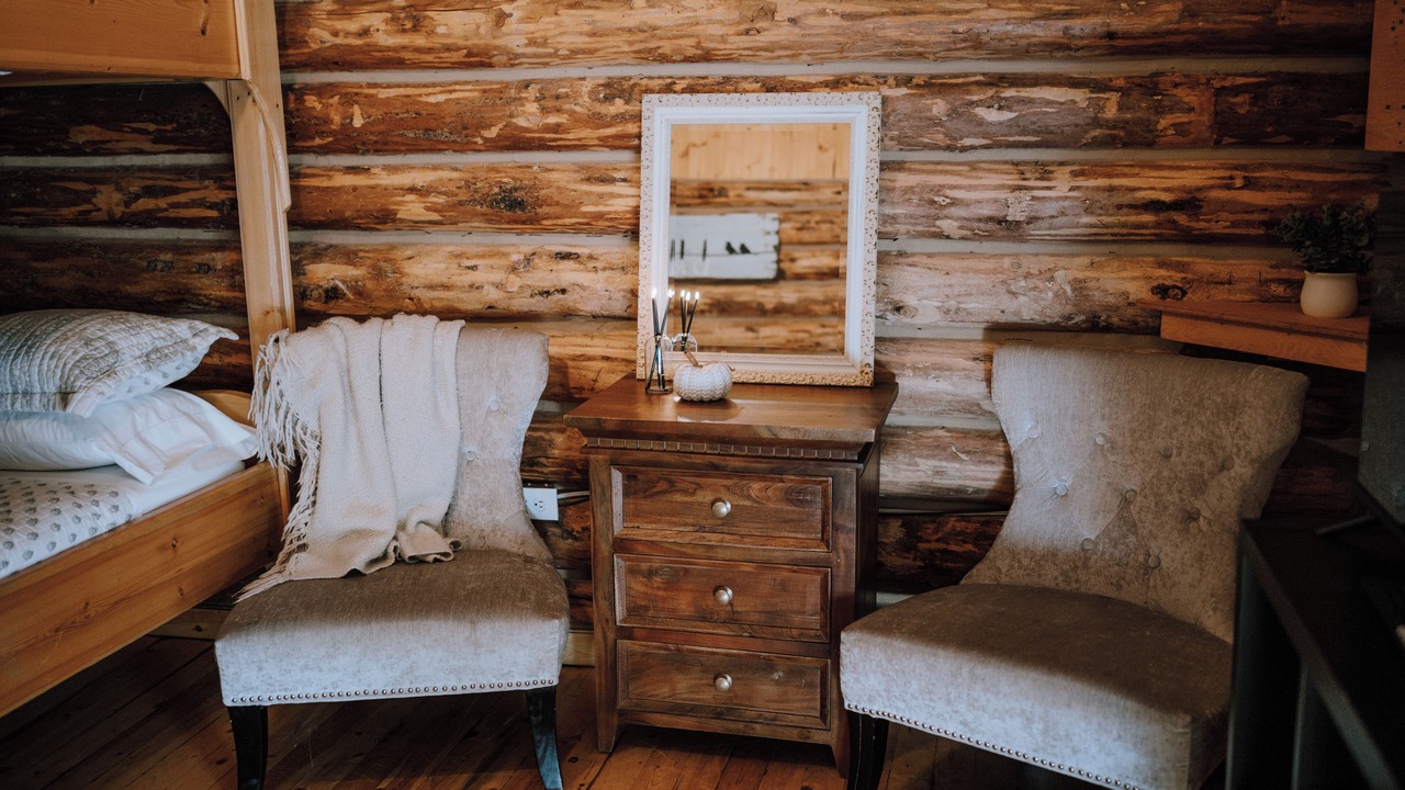 Photo of Bedroom in Red Deer River Crossing