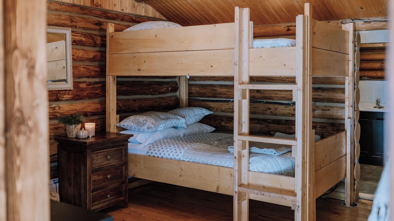 Photo of Bedroom in Red Deer River Crossing