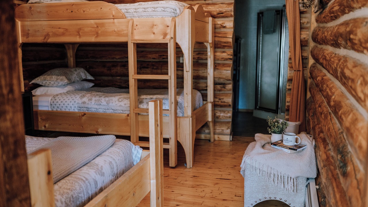 Photo of Bedroom in Red Deer River Crossing