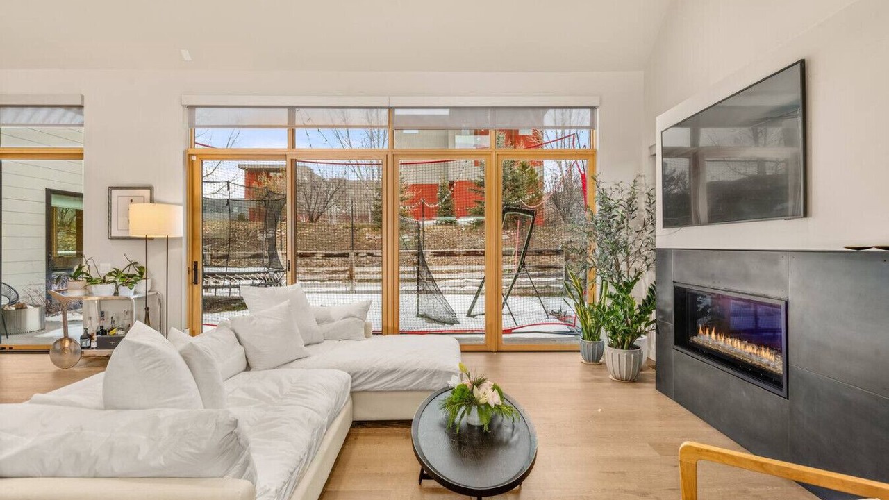 Photo of Livingroom in Basalt