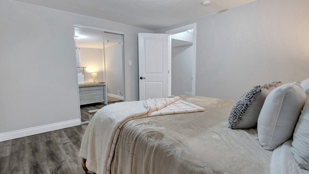 Photo of Bedroom in Aurora