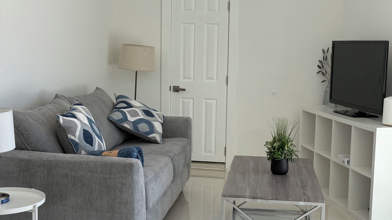 Photo of Livingroom in Garden Isles