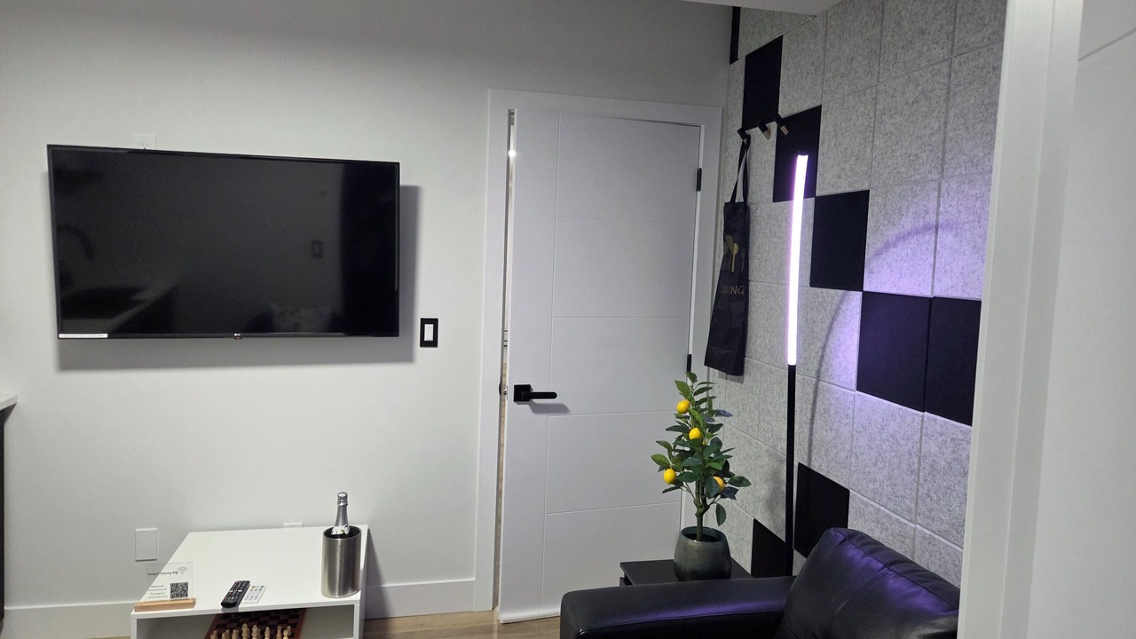 Photo of Livingroom in Southwest Edmonton