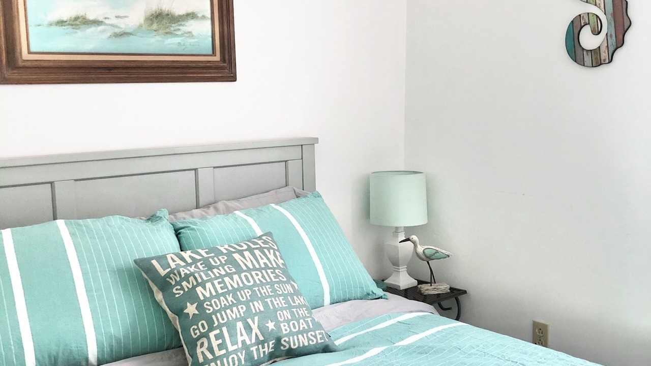 Photo of Bedroom in Gloria Glens Park