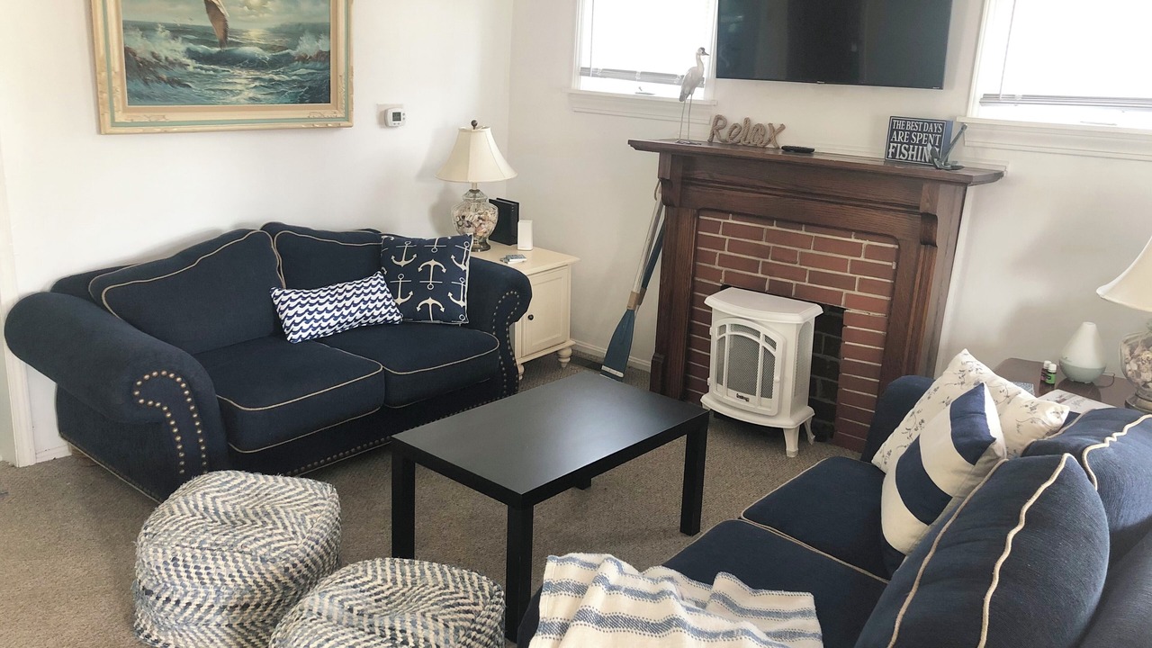 Photo of Livingroom in Gloria Glens Park