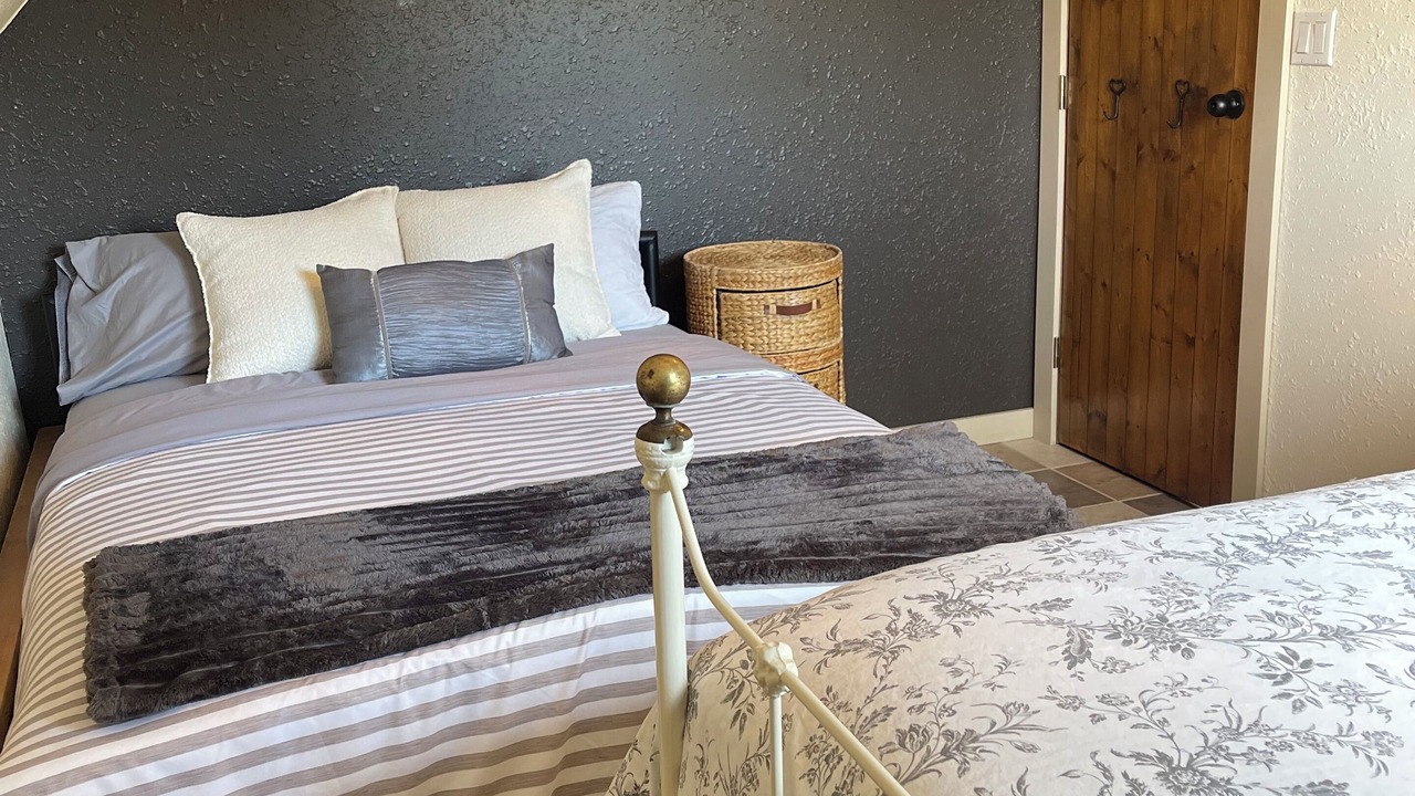 Photo of Bedroom in Markerville