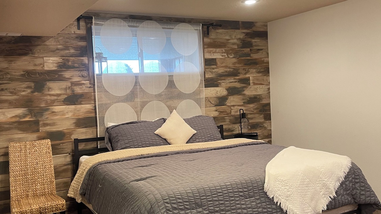 Photo of Bedroom in Markerville