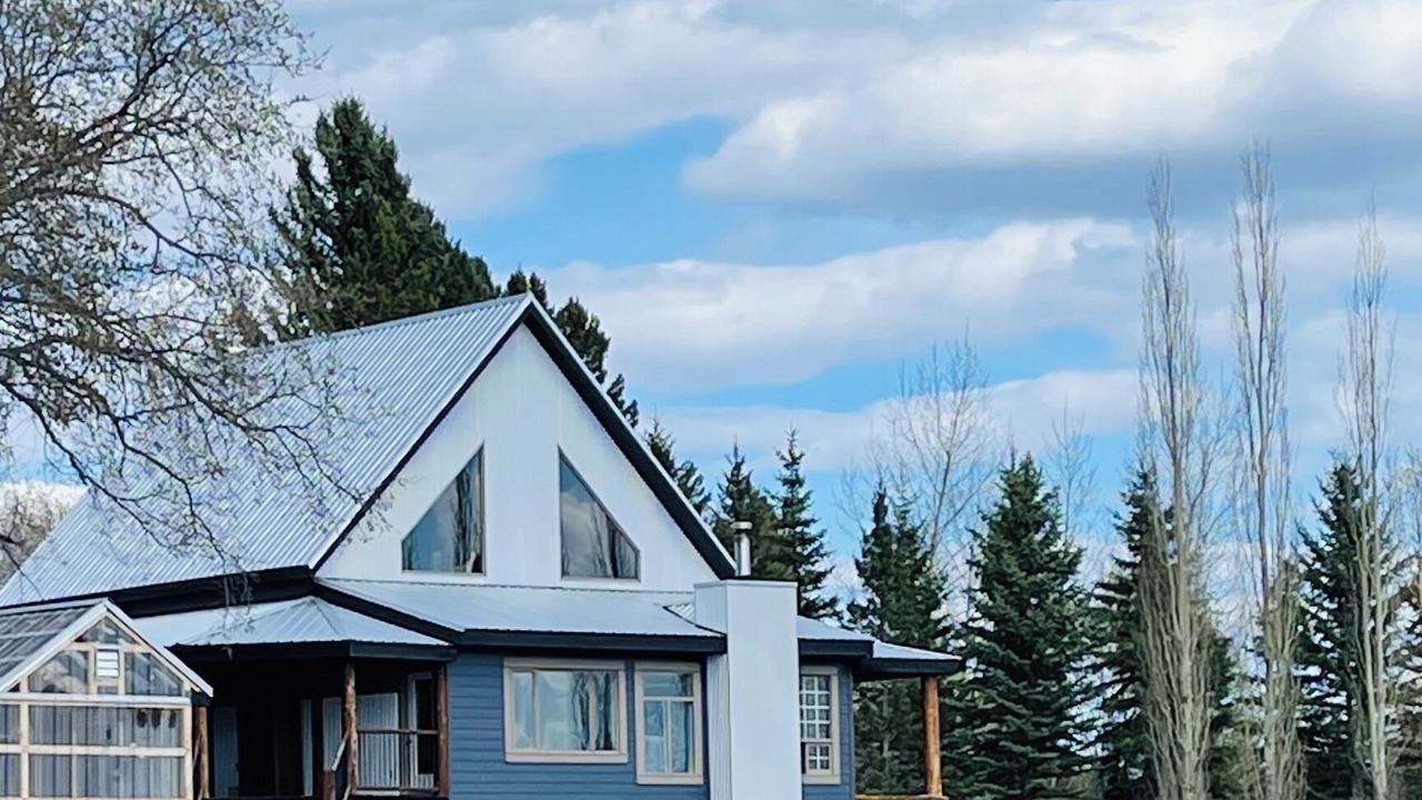 Photo of Outdoor in Markerville