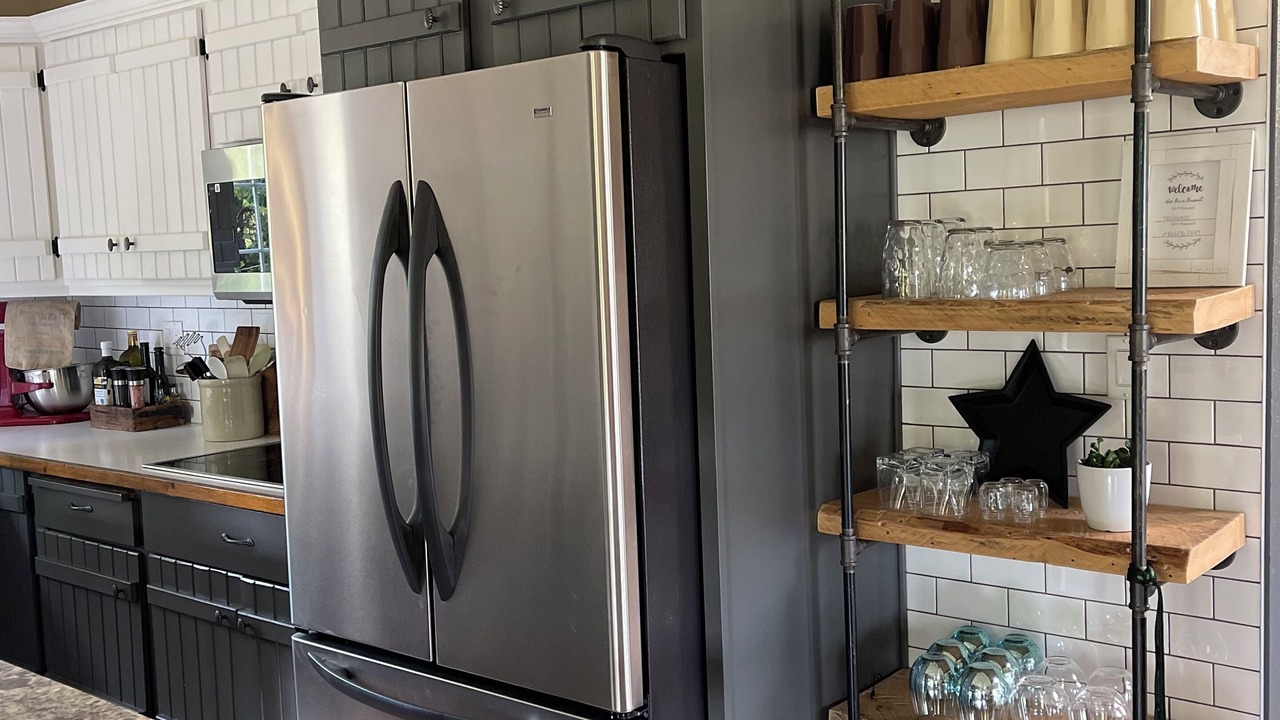 Photo of Kitchen in Markerville