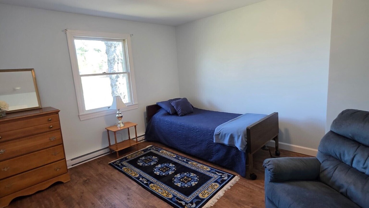 Photo of Bedroom in Cushing