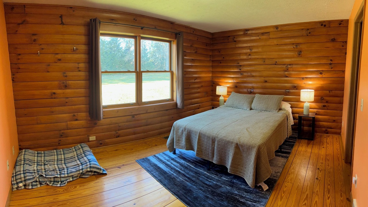 Photo of Bedroom in Homerville
