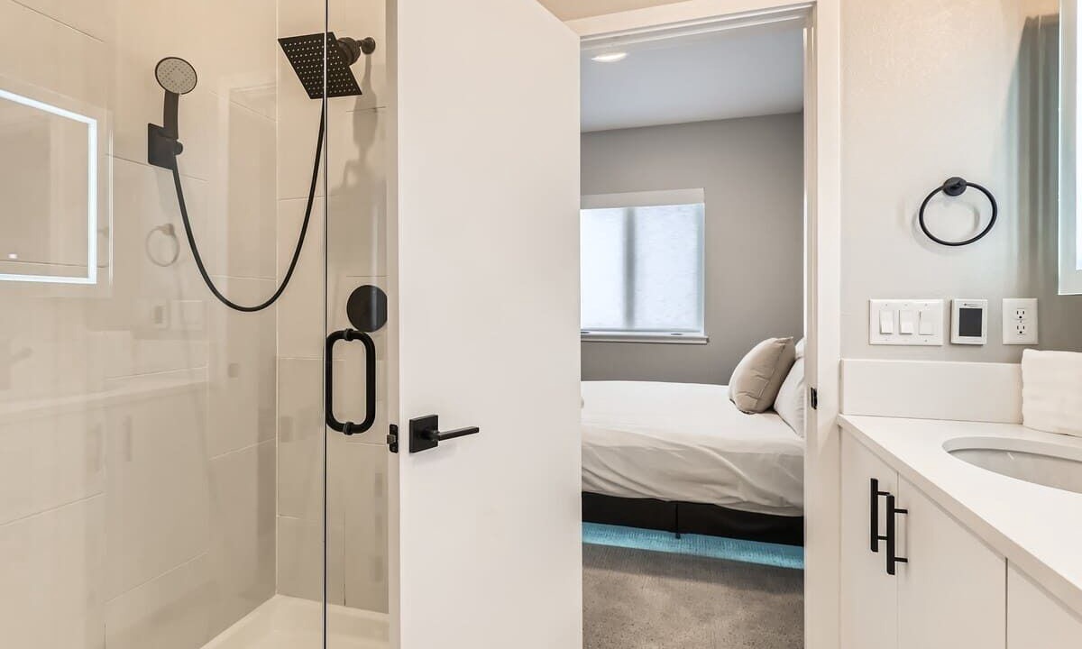 Photo of Bathroom in Sunnyside