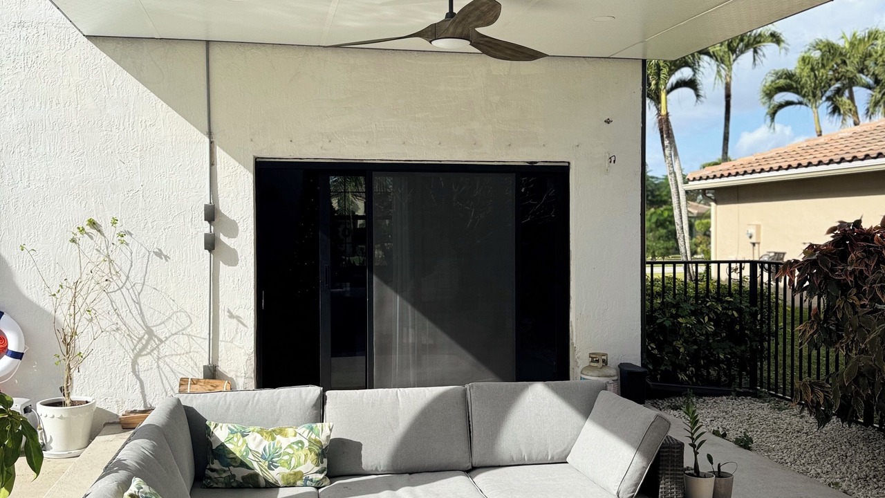 Photo of Patio Balcony in Royal Palm Beach