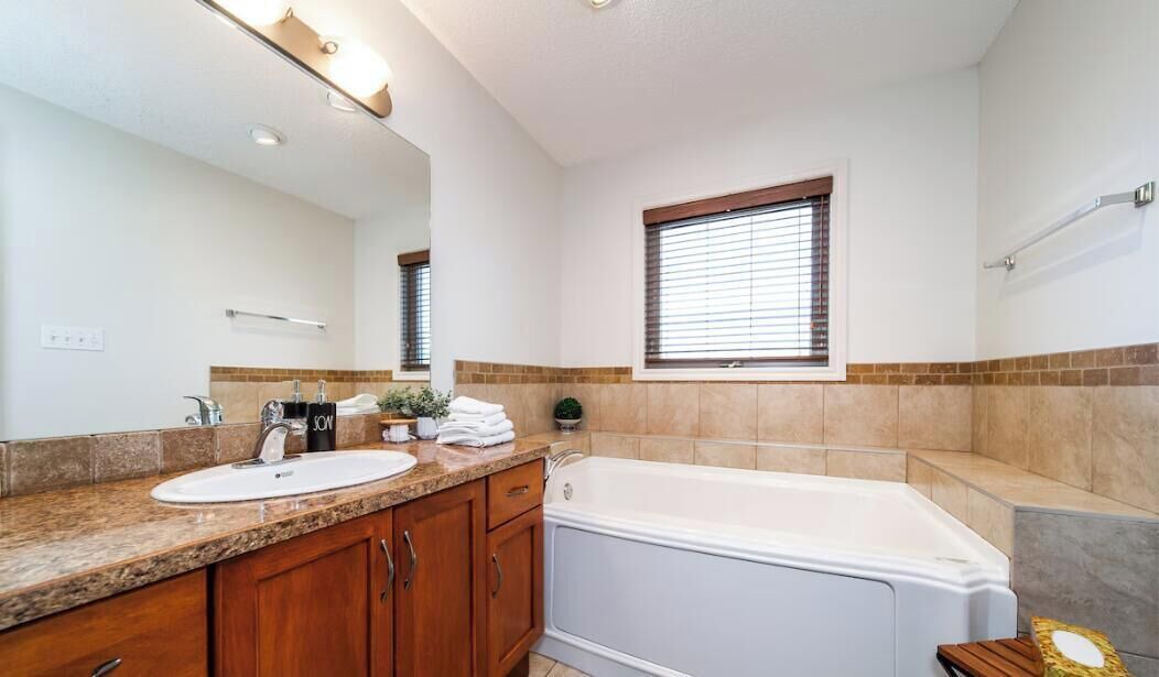 Photo of Bathroom in Jasper Place