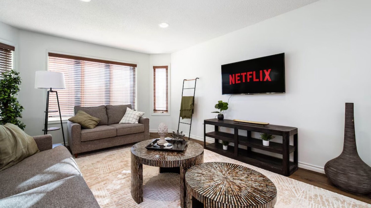 Photo of Livingroom in Jasper Place