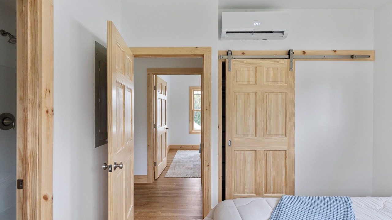 Photo of Bedroom in South Hero