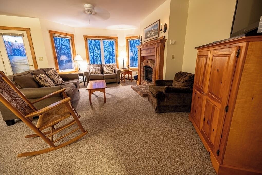 Photo of Livingroom in North Troy