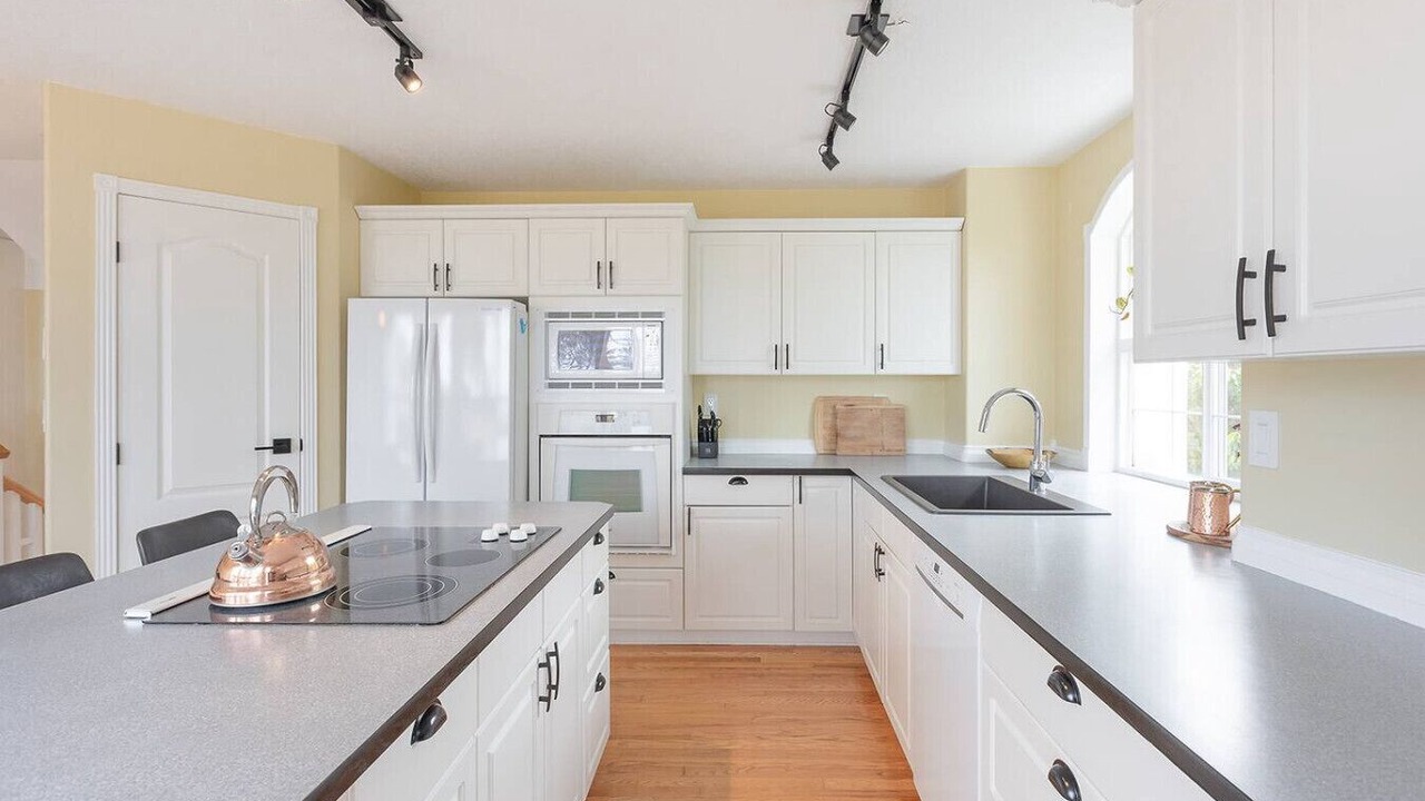 Photo of Kitchen in Regional District of Nanaimo