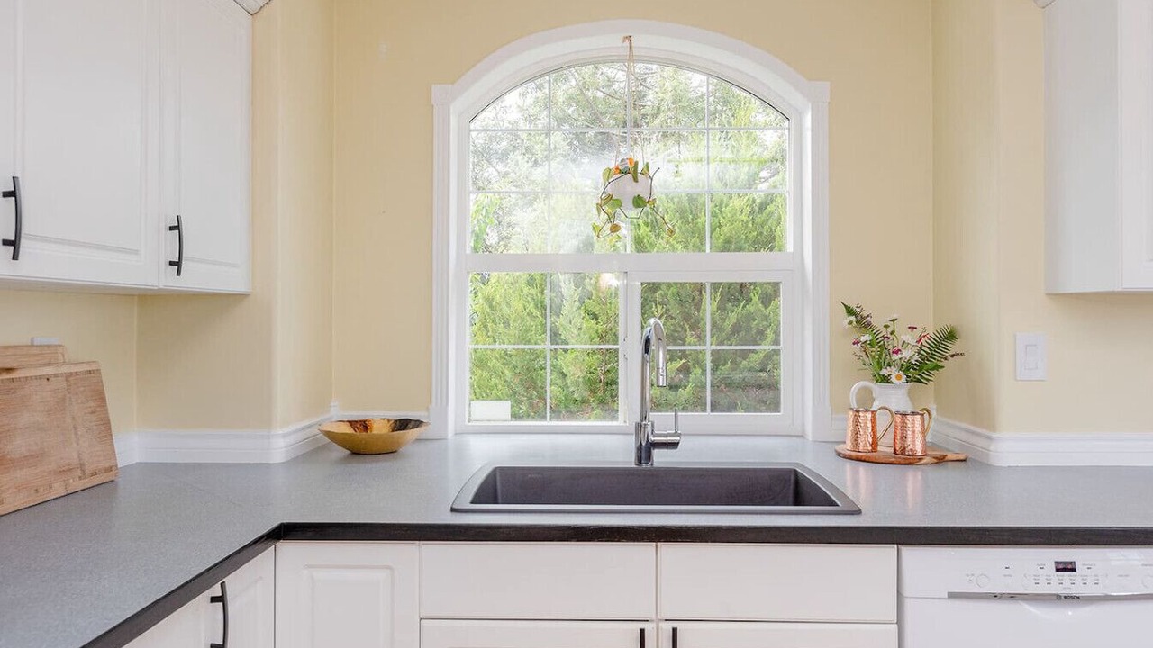Photo of Kitchen in Regional District of Nanaimo