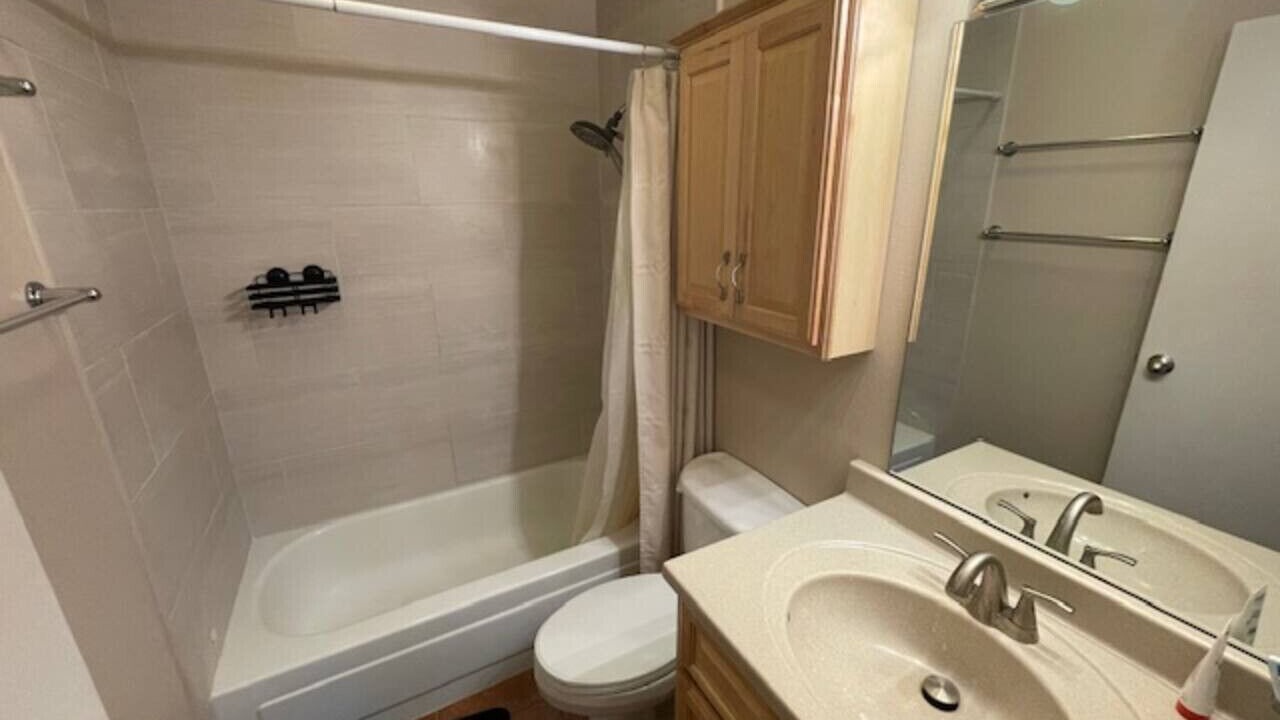 Photo of Bathroom in Basalt