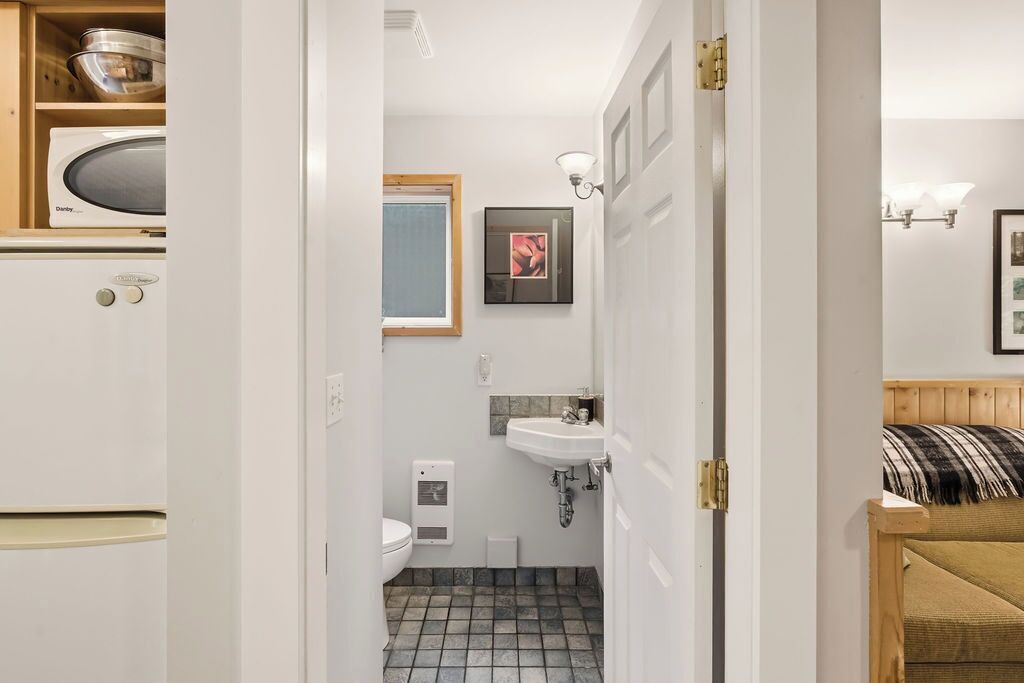 Photo of Bathroom in Ucluelet