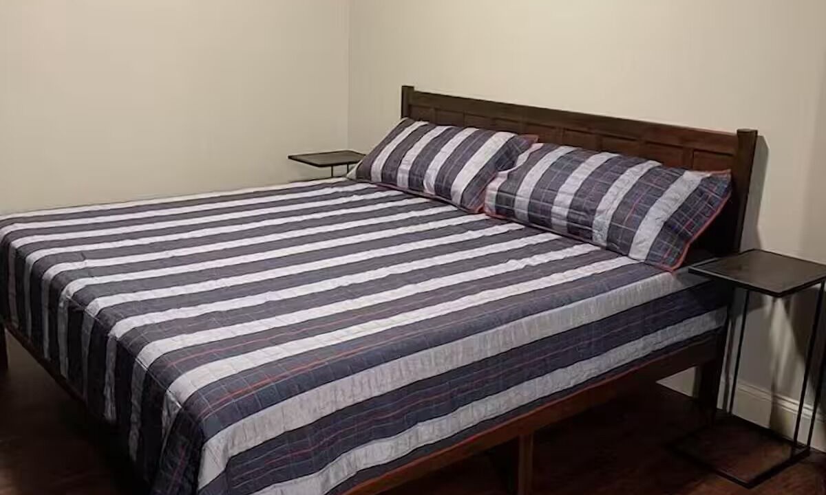 Photo of Bedroom in Lorain