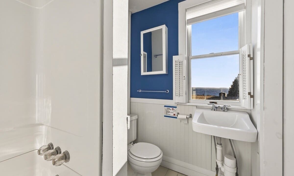 Photo of Bathroom in Bernard