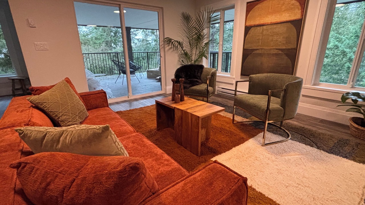 Photo of Livingroom in Bowen Island