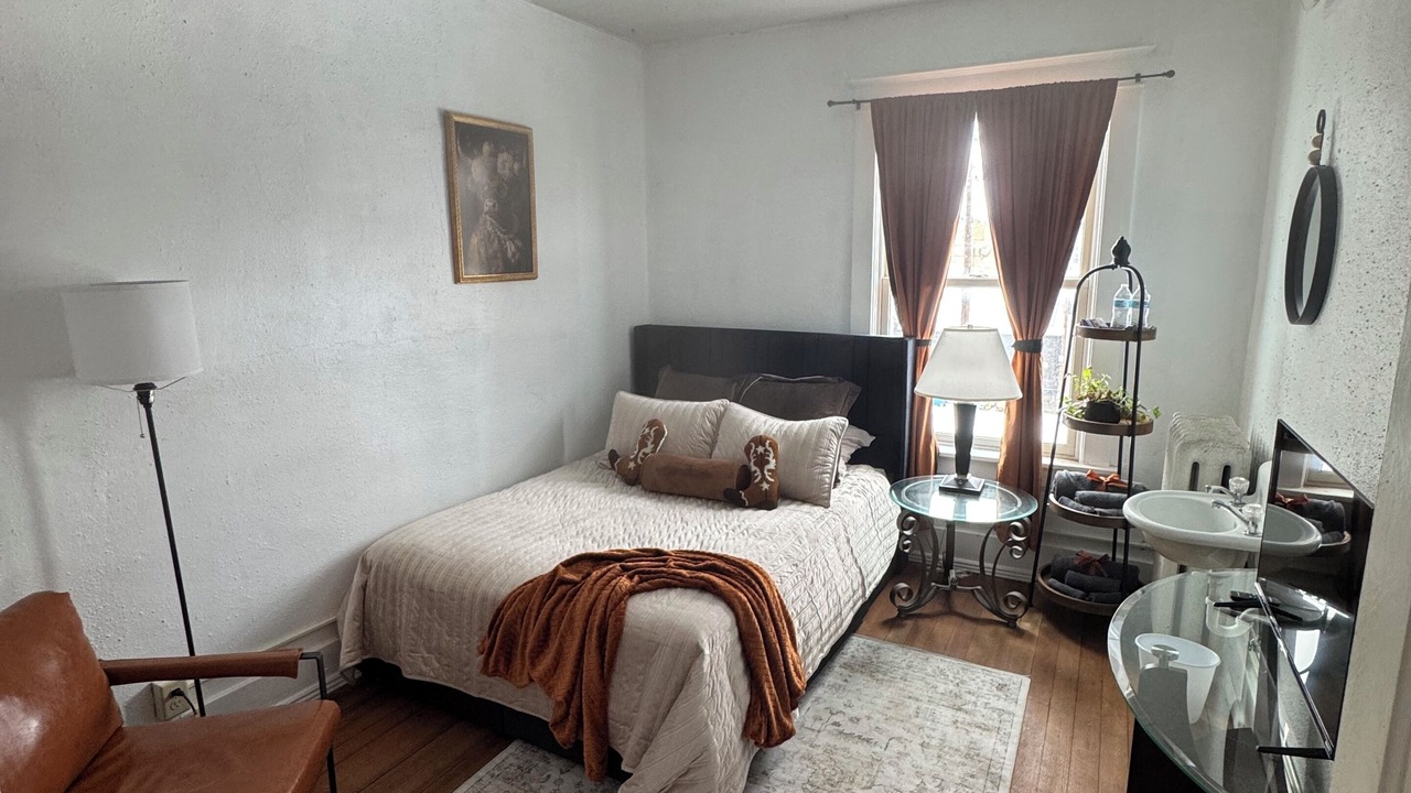 Photo of Bedroom in Laramie