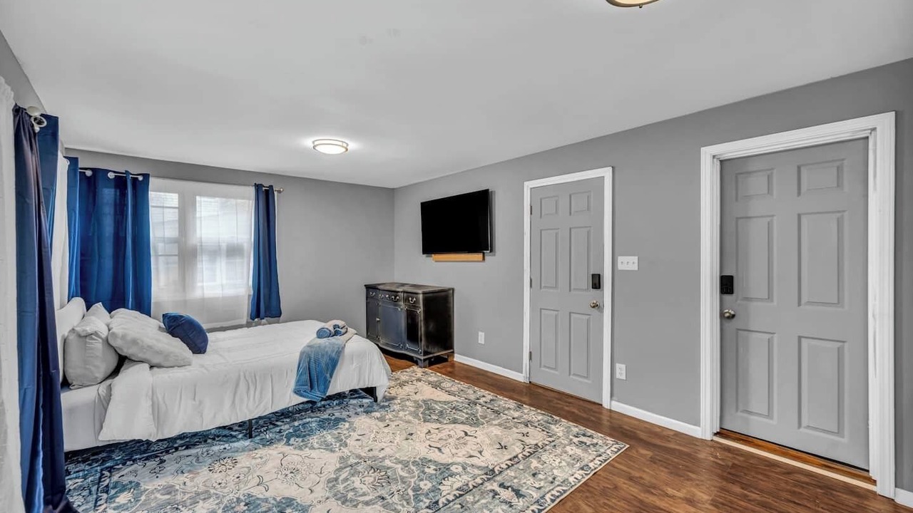 Photo of Bedroom in South Euclid
