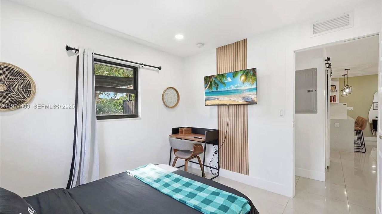 Photo of Bedroom in Pompano Beach
